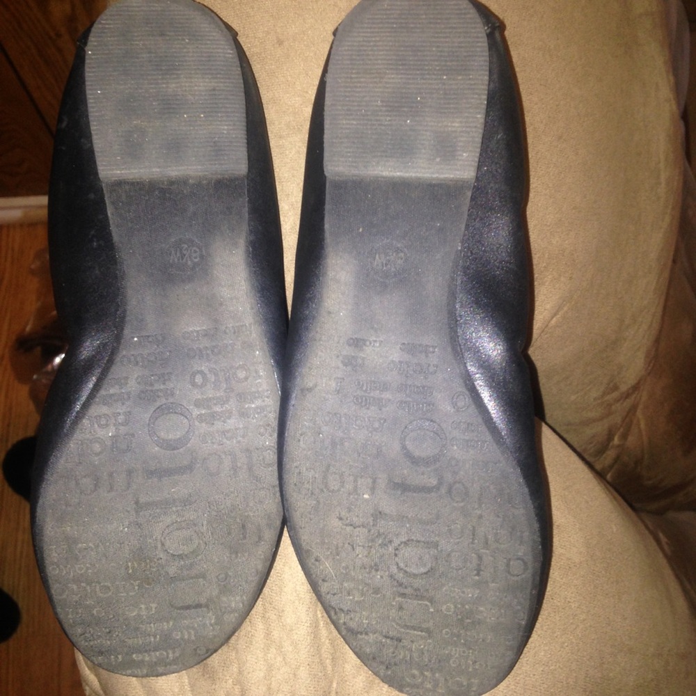 Flats - Picture 4 of 4